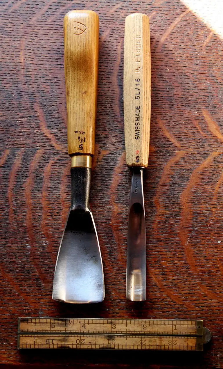 What Size Gouges for Bowl Carving?