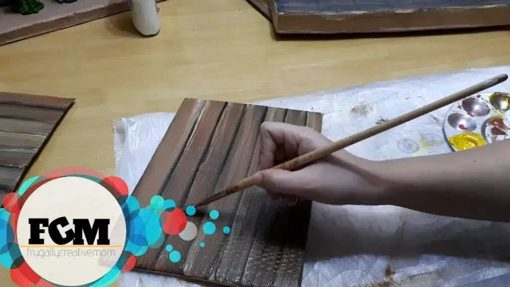 Imitate Real Wood Paint Faux Wood on Cardboard Box Without Graining Tool.